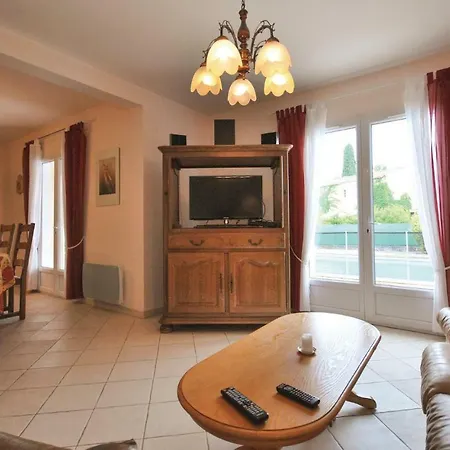 Cozy In With Kitchen Holiday home